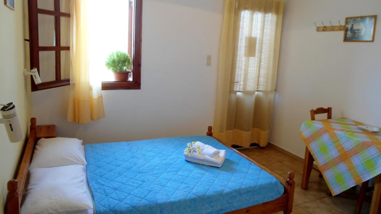 Katerina Palaiochora Hotel Bagian luar foto